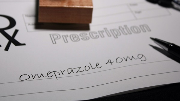 omeprazole-prescription-traitement-IPP